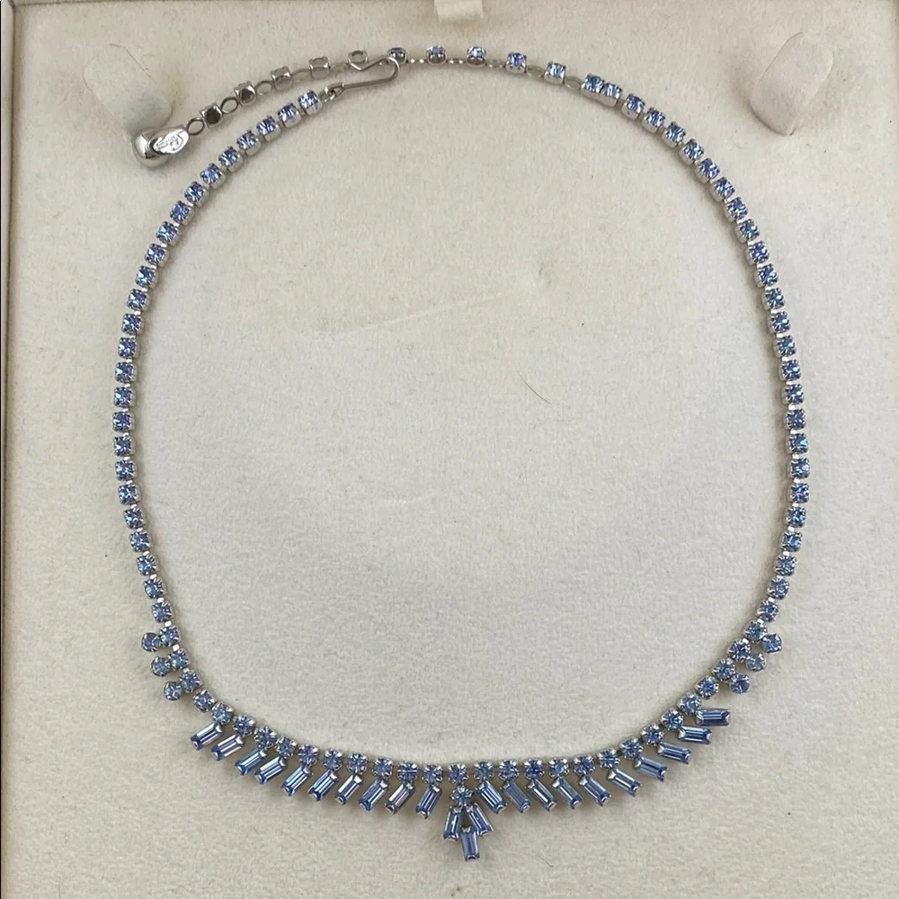 💛 Elegant Vintage Sherman Baby Blue Crystal Jewelry Set - Picture 9 of 10